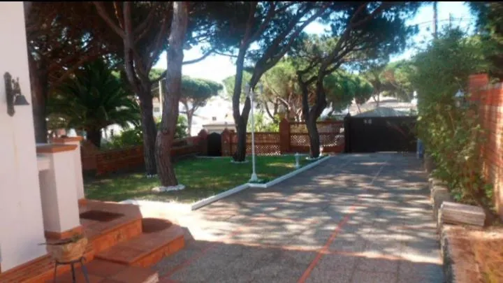 Chalet En La Playa Con Piscina Privada En Mazagon 